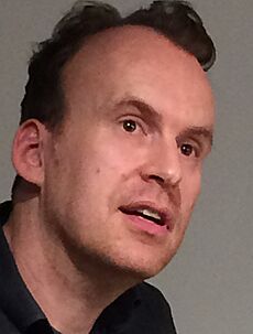 Matt Haig (cropped and focus on face)