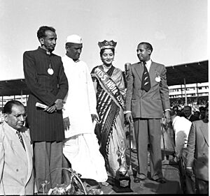 Miss India Indrani Rehman, S.K. Patil, and two of the sponsors of the contest