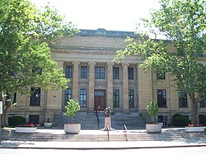 Niagara Falls City Hall Jun 09