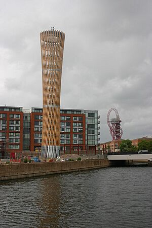Olympic torch structure - geograph.org.uk - 2983407