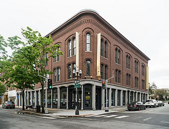 Pilsbury Block - Lewiston Public Library Maine.jpg