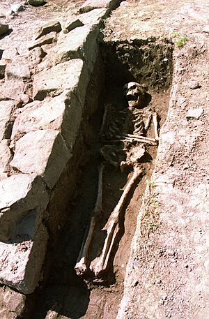 Poulton Chapel Burial - geograph.org.uk - 3343711