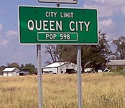 City limits sign, Queen City, Missouri.