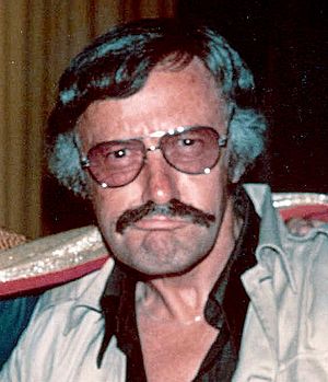 Stan Lee 1975 cropped (3)