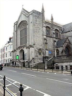 Weymouth - Holy Trinity Church - geograph.org.uk - 998982.jpg