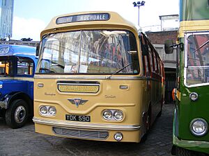 Yelloway coach (YDK 590), 2007 MMT PD2 60 weekend