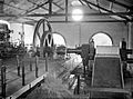 COLLECTIE TROPENMUSEUM Interieur van een suikerfabriek Probolinggo Oost-Java TMnr 10020879