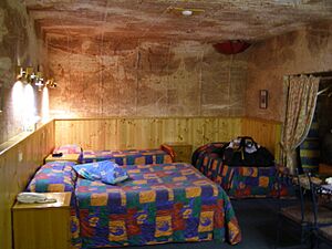 Coober Pedy underground motel room, 2007
