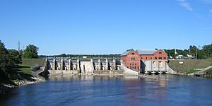 Croton Dam Muskegon River Dscn1080 cropped.jpg