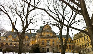 Free Hospital for Women, Brookline, MA
