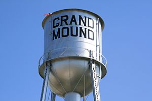 Grand Mound Iowa 20090712 Water Tower Closeup