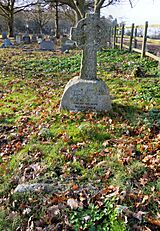 Lionel Halsey Grave Old Warden