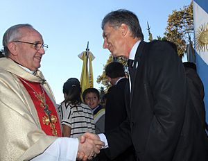 Mauricio Macri asistió a la misa anual por la educación (7091688691)
