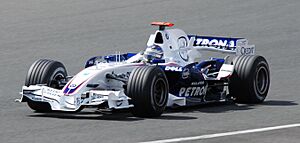 Nick Heidfeld 2007 Britain 2.jpg