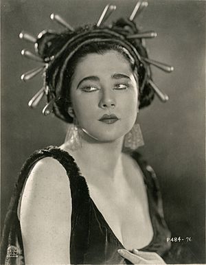Nita Naldi, silent film actress (SAYRE 7723).jpg