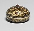 Ogata Kenzan - Incense Box - Walters 49354 - Closed