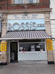 Rossi's Ices, Weymouth, front view