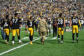 SOF honored at Pittsburgh Steelers Salute to Service game (241117-F-SI788-1942)