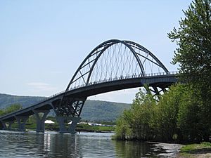 Vermont State Route 17, Lake Champlain Bridge 1