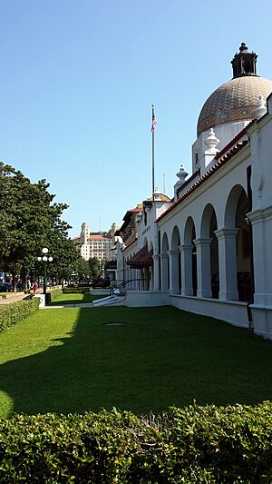 Bathhouse Row 001