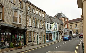 Cheapside, Langport - geograph.org.uk - 5871475.jpg
