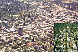 Downtown Palo Alto in 2005