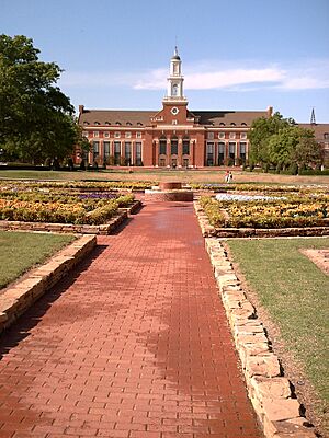 Edmon Low Library - Oklahoma State University