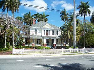 Fort Myers FL Heitman House01