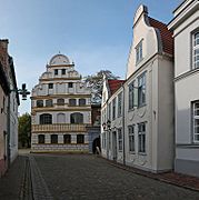 Güstrow Kerstingstraße Giebel der Domschule (01-2)