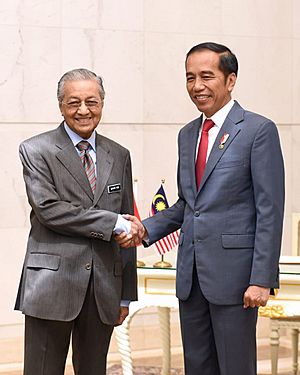 Joko Widodo and Mahathir Mohamad in Putrajaya, 2019