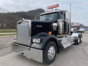 Kenworth W900l.jpg