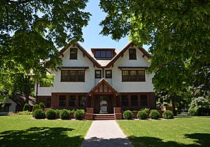 Lew A. Huntoon House