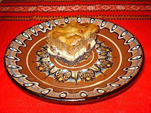 Međimurska gibanica, traditionally served
