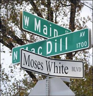 Moses White street sign