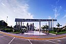 Plaza mayor de nuevo chimbote y catedral.JPG