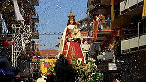 Statua Madonna delle Galline 2.jpg