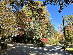 The Oaks & The Glenada, Roslyn Estates, Long Island, New York November 7, 2021