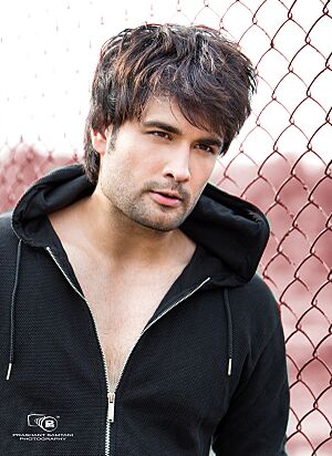 Vivian-Dsena-2.jpg