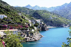 Amalfi coast - panoramio (1)