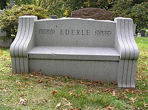 Bench at Grave of Gertrude Ederle 1024