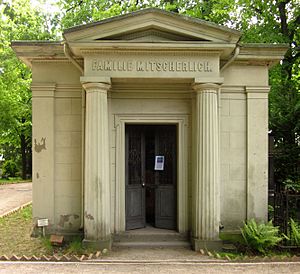 Berlin, Schoeneberg, Alter St. Matthaeus-Kirchhof, Mausoleum Mitscherlich