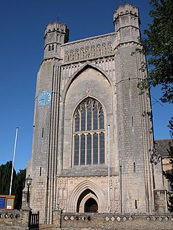 Church of St Mary and St Botolph - geograph.org.uk - 208930.jpg