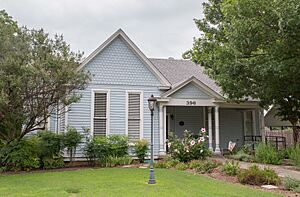 Crow House Stephenville Wiki (1 of 1)