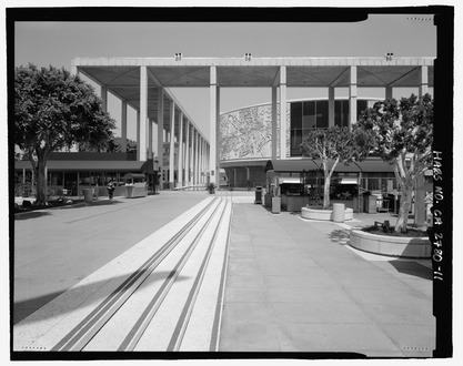 Exterior plaza detail view, facing north. - Los Angeles Music Center, 135 North Grand Avenue, Los Angeles, Los Angeles County, CA HABS CA-2780-11