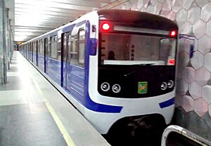 Ezh3 modernized train at Palats Sport station