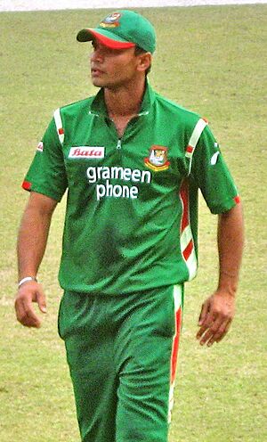 Mashrafe Mortaza fielding, 23 January, 2009, Dhaka SBNS