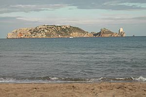 Illes Medes seen from L'Estartit beach. Meda gran is in the forefront, taking over most of the silhouette