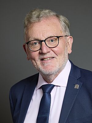 Official portrait of David Mundell MP crop 2, 2024.jpg