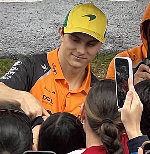 Oscar Piastri 2025 (cropped)