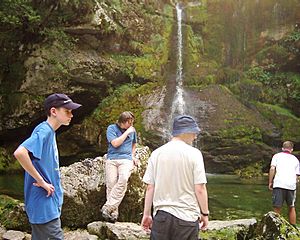 Scouts-uk-berkshire-county-slovex-waterfall